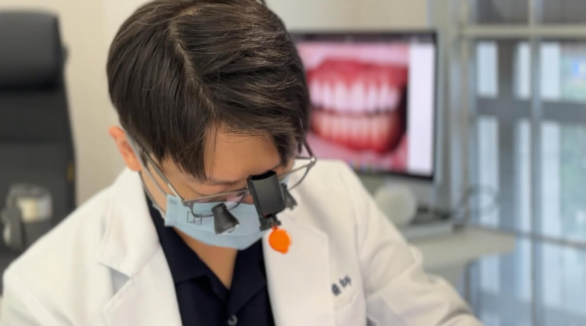 矯正完牙齒卻還是不滿意？
